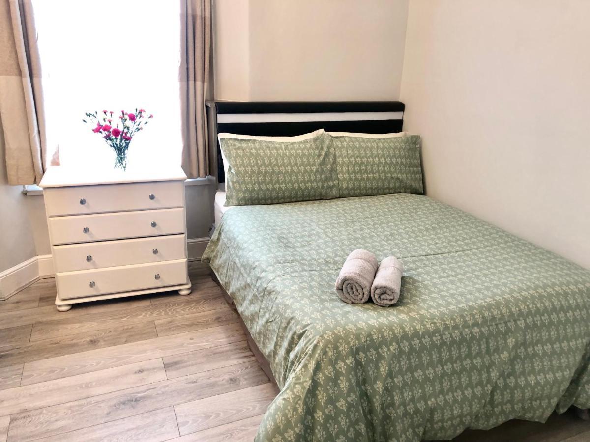 4Alma St Apartment Plymouth Luaran gambar