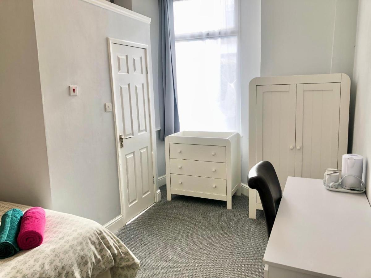 4Alma St Apartment Plymouth Luaran gambar